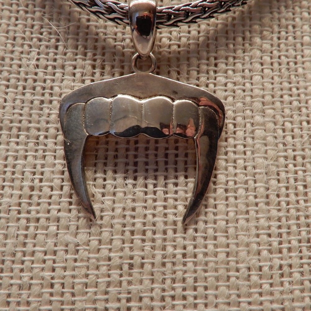 Sterling Silver Vampire Teeth Pendant